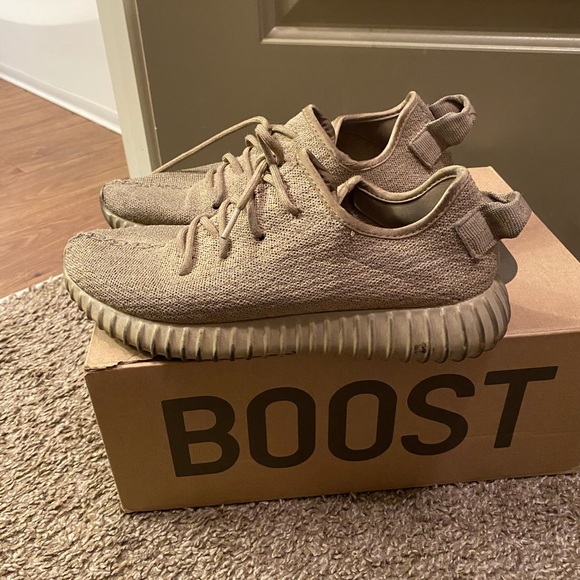 yeezy size 7y